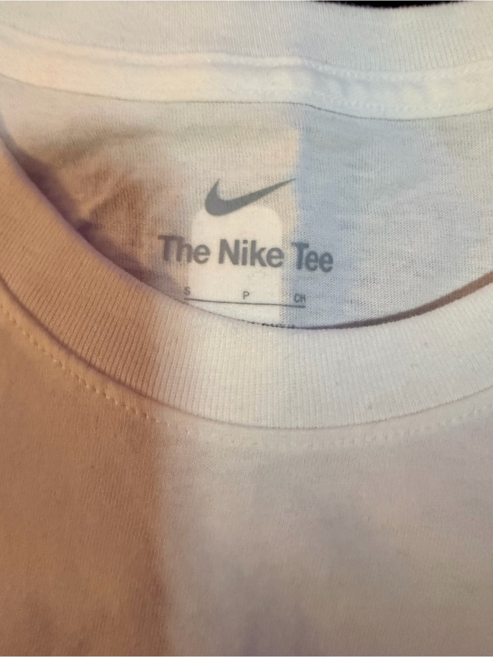 Nike Donovan Mitchell Cleveland Cavaliers white T-shirt - Picture 4 of 5